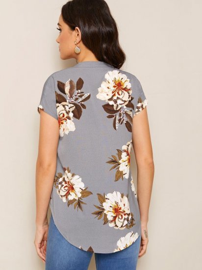 Floral Print V-cut Neck Dip Hem Top - Click Image to Close