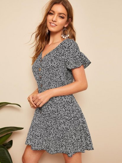 Ruffle Hem Button Up Floral Dress - Click Image to Close